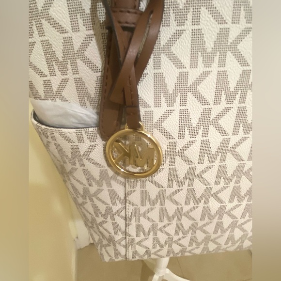 MICHAEL KORS BAG - Picture 6 of 15